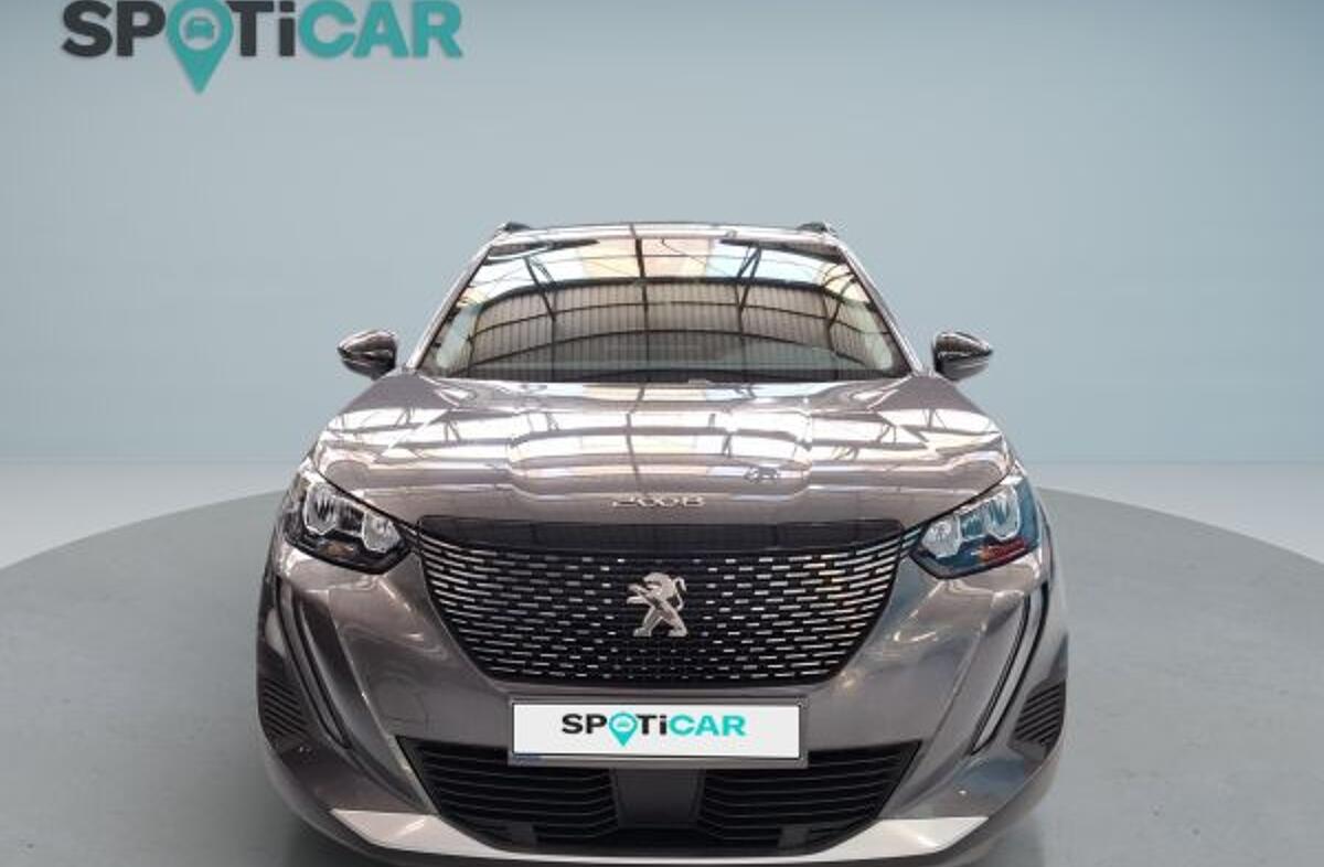 PEUGEOT 2008 1.2 PureTech Allure