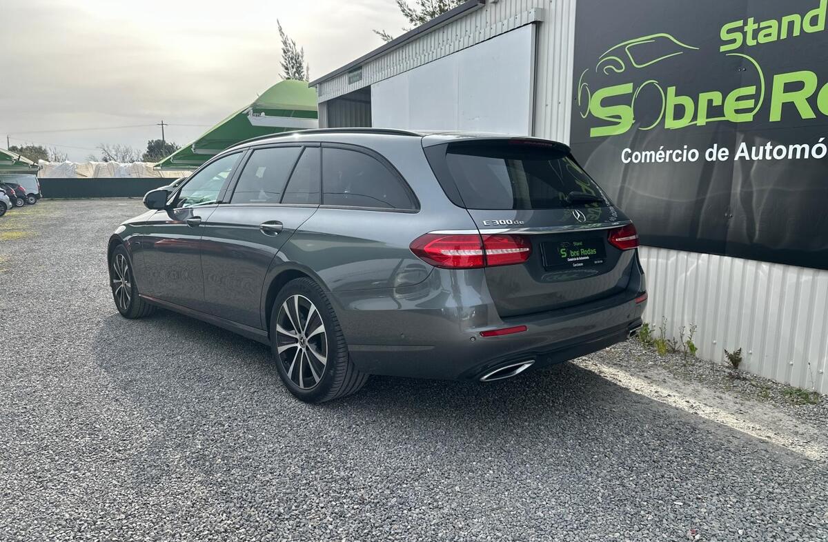 MERCEDES Classe E E 300 de Avantgarde