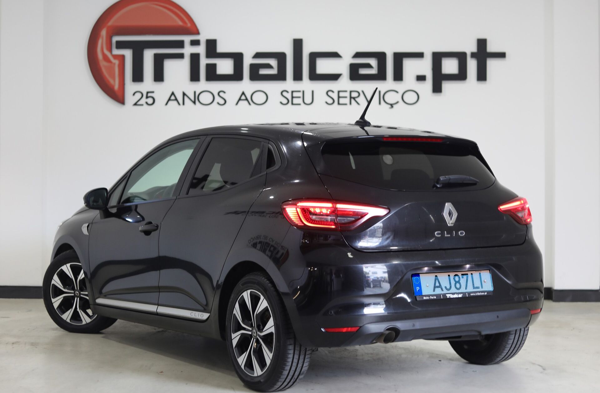 RENAULT Clio 1.0 TCe Limited Bi-Fuel