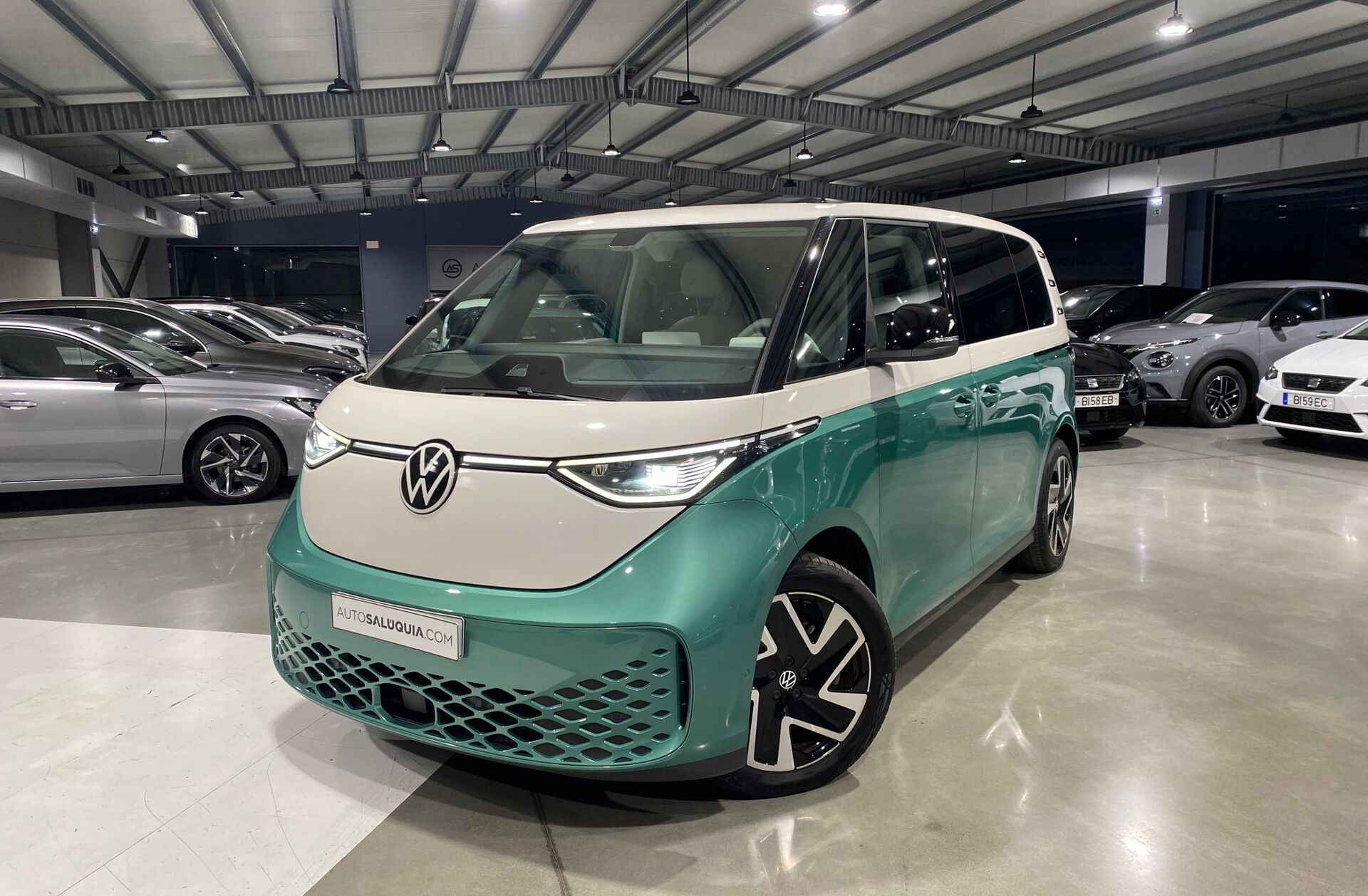 VOLKSWAGEN ID. Buzz 82 kWh Pro