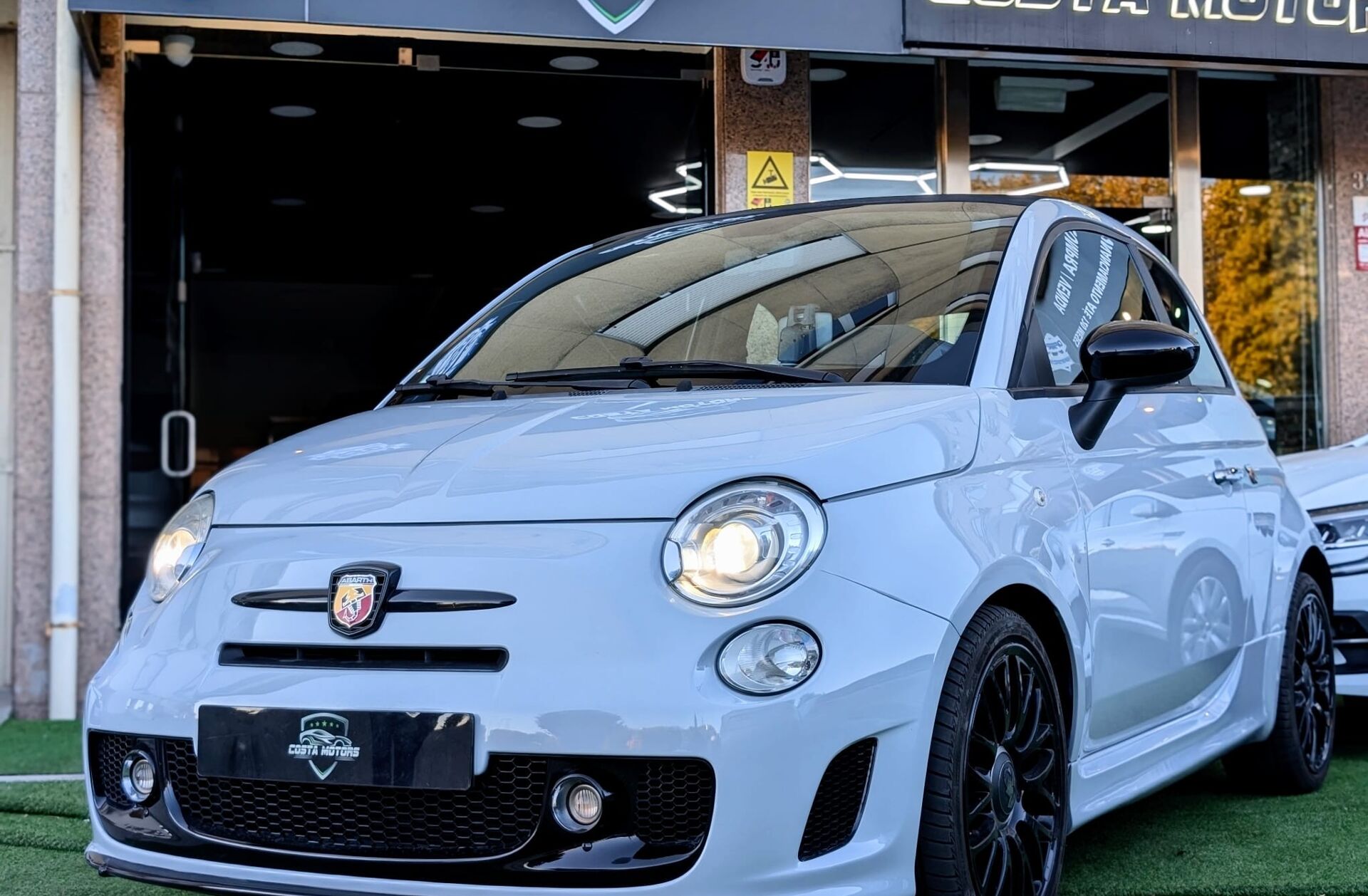 FIAT 500 C 1.4 T-Jet Abarth Competizione