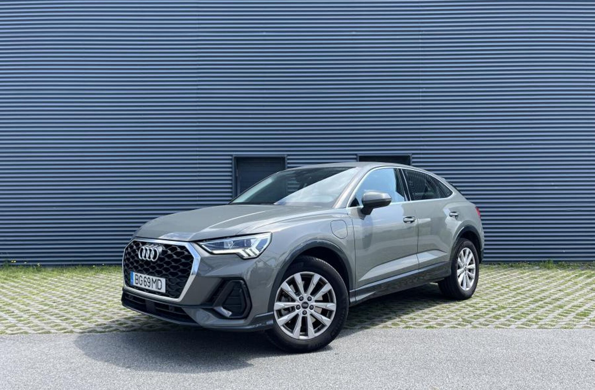 AUDI Q3 45 TFSIe S tronic