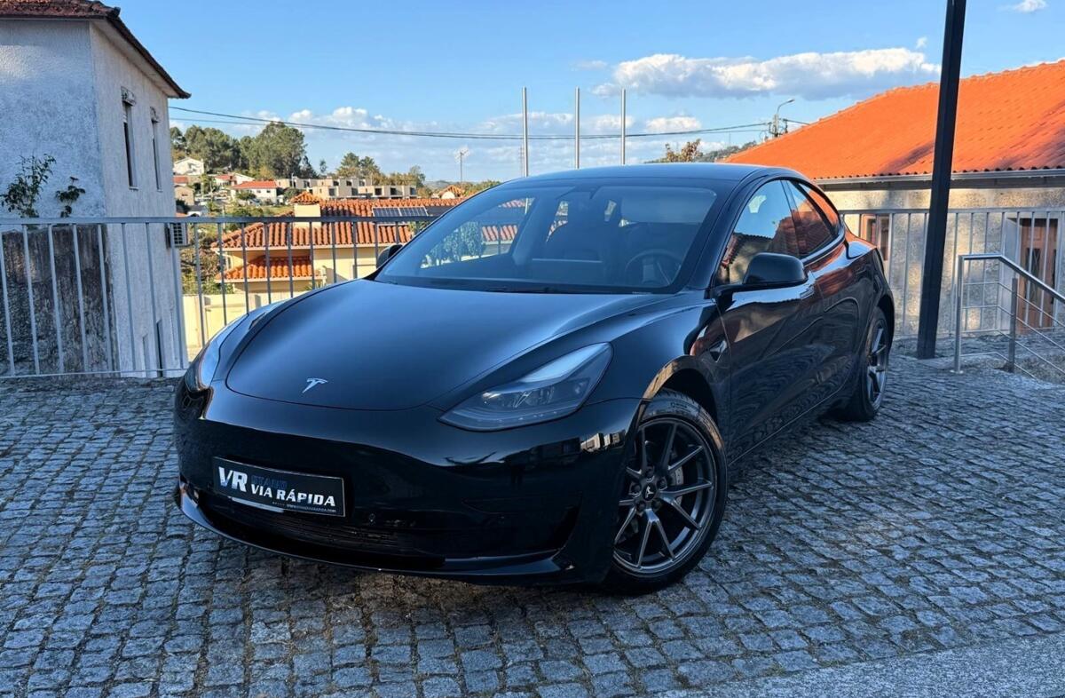 TESLA Model 3 Tração Traseira