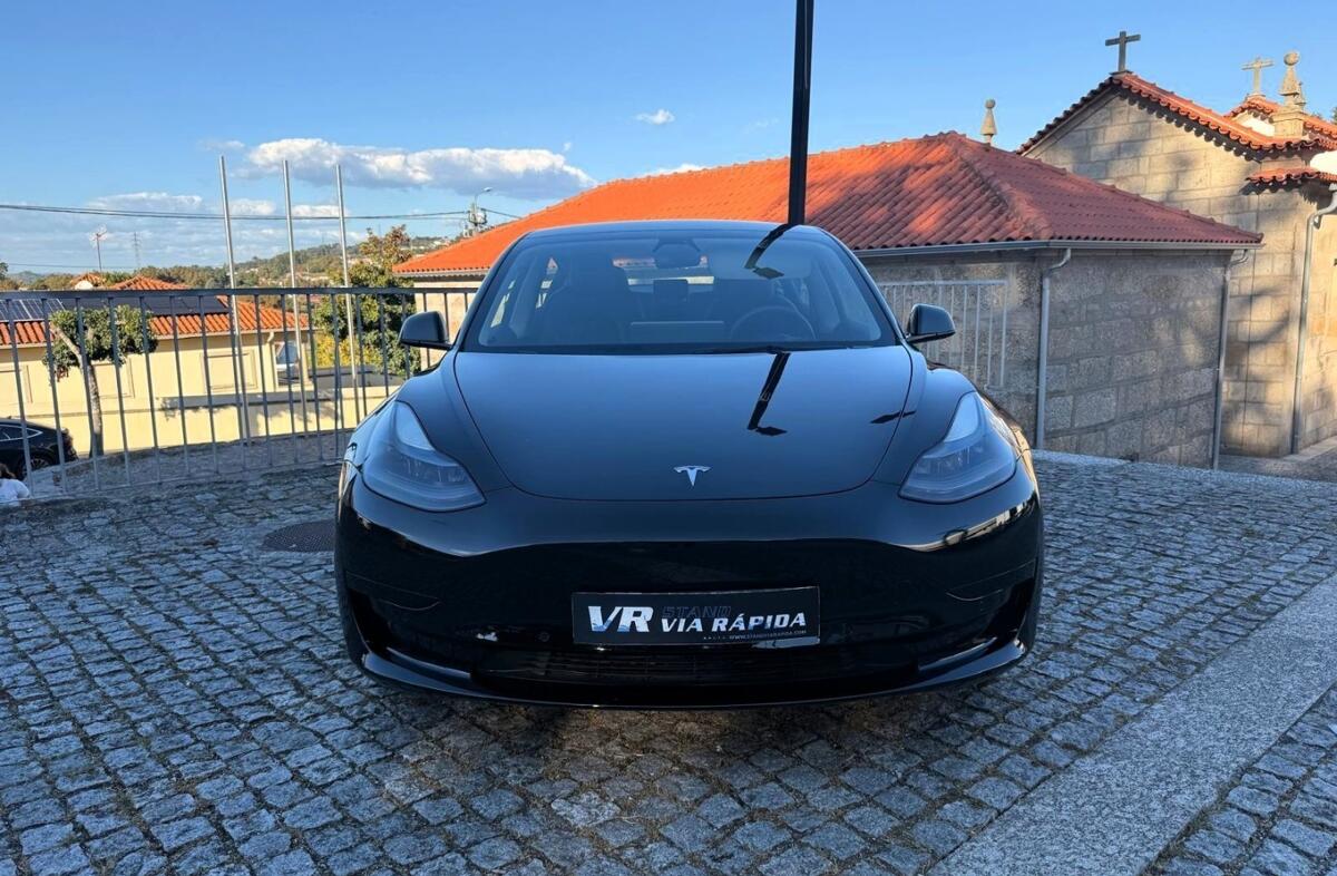 TESLA Model 3 Tração Traseira