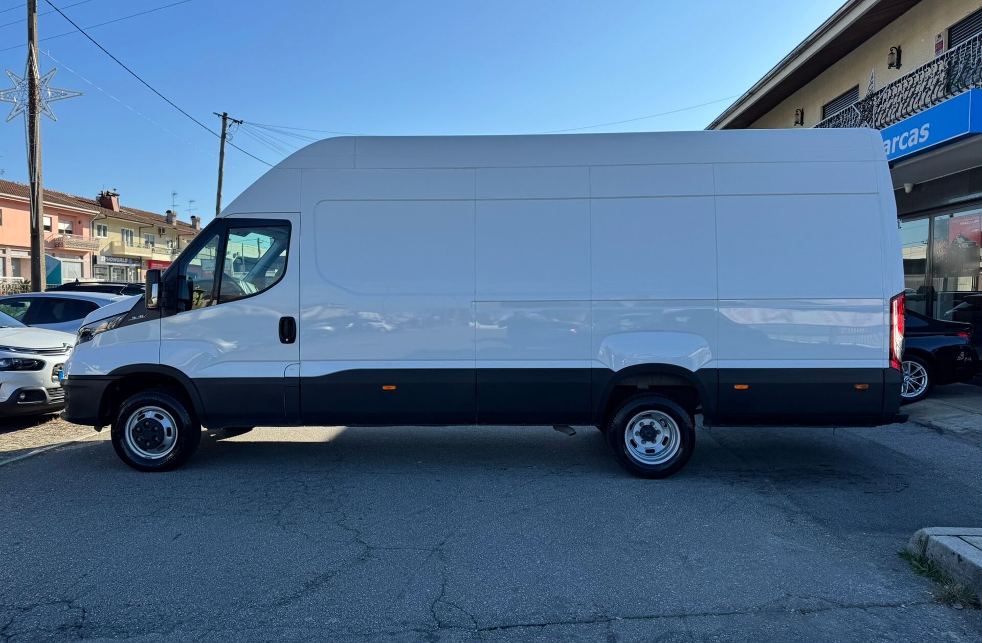 IVECO Daily 2.3 35C16H 4100 CD