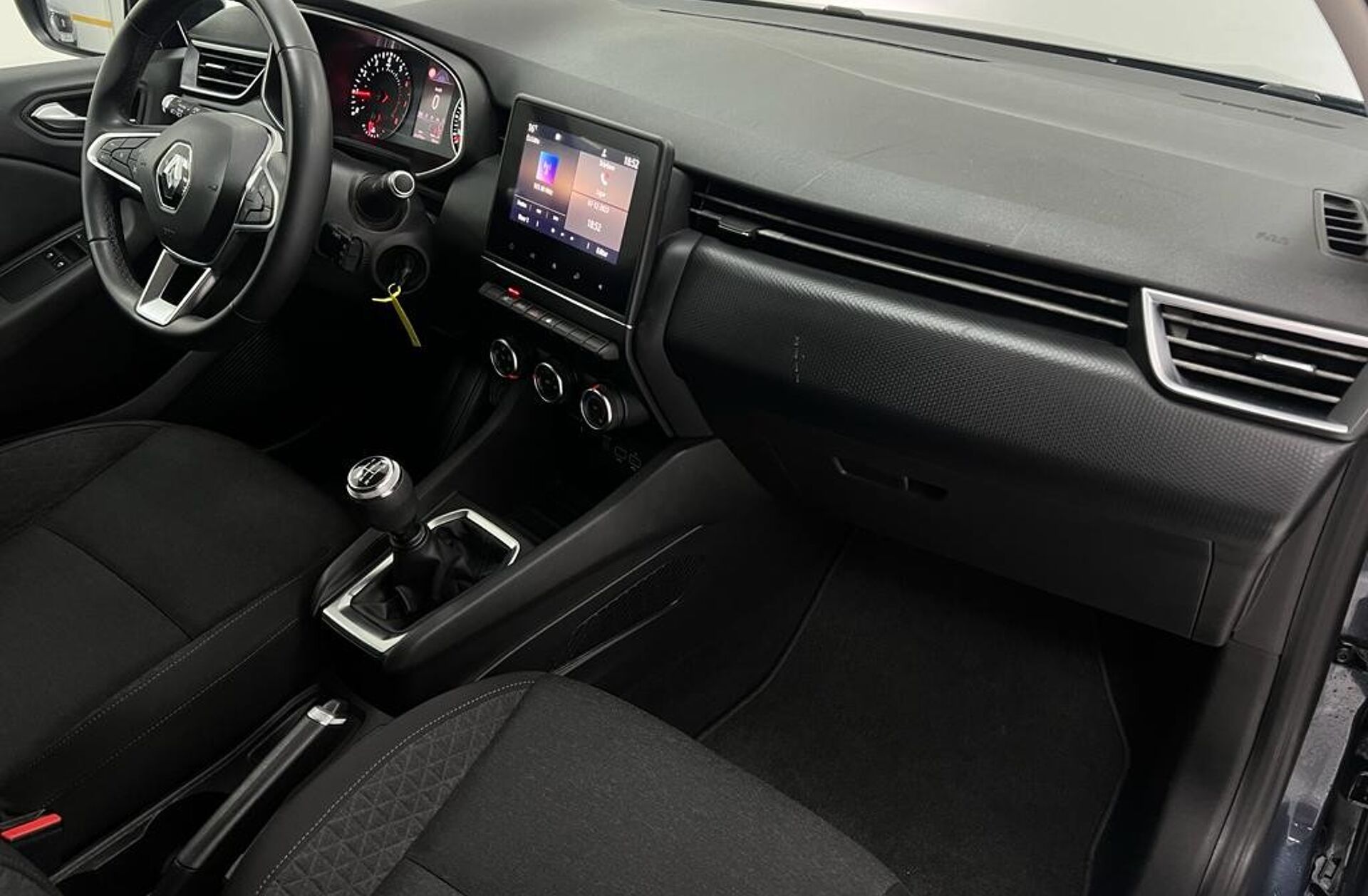 RENAULT Clio 1.0 TCe Limited