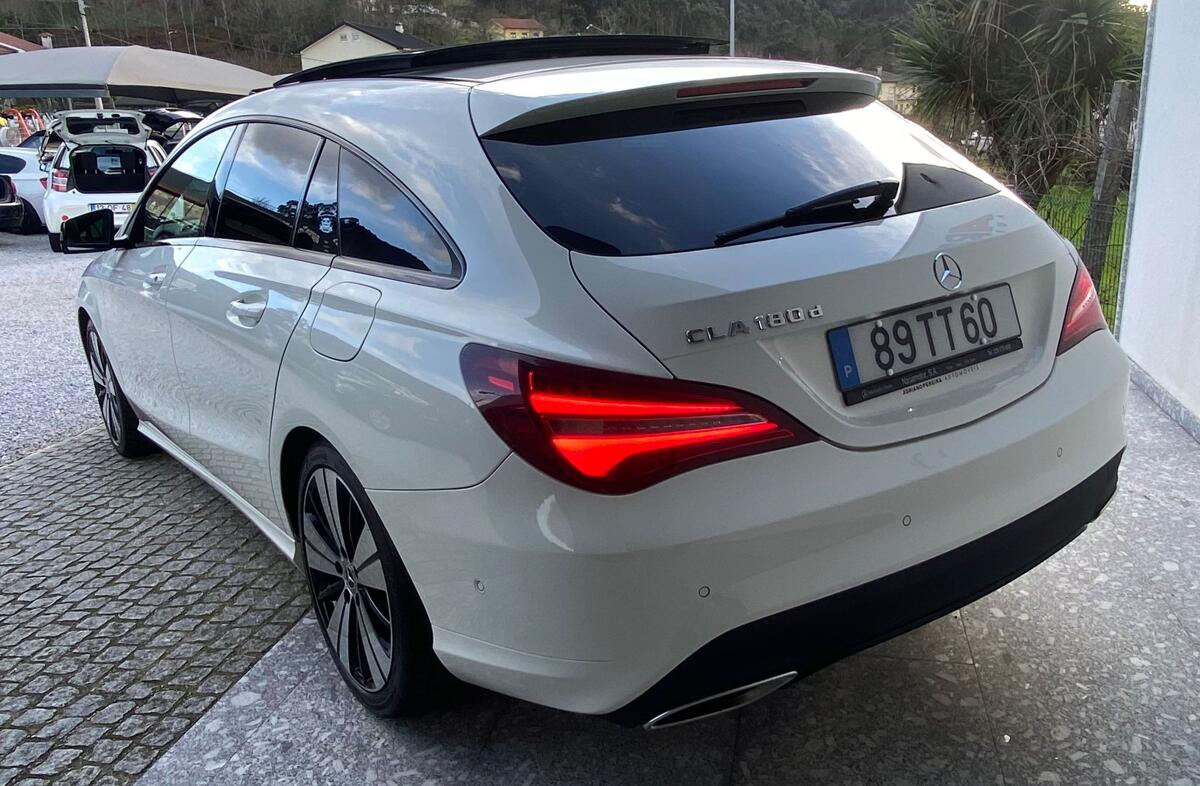MERCEDES Classe CLA CLA 180 d Urban Aut.