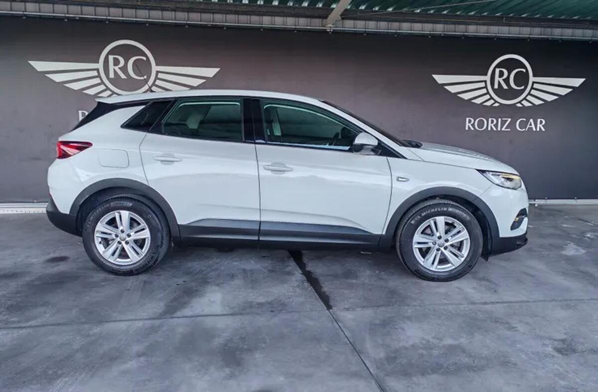 OPEL Grandland X 1.5 CDTI Business Edition