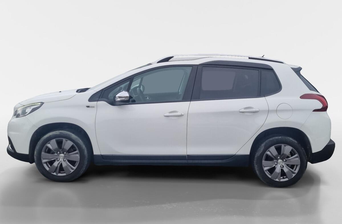 PEUGEOT 2008 1.2 PureTech Style