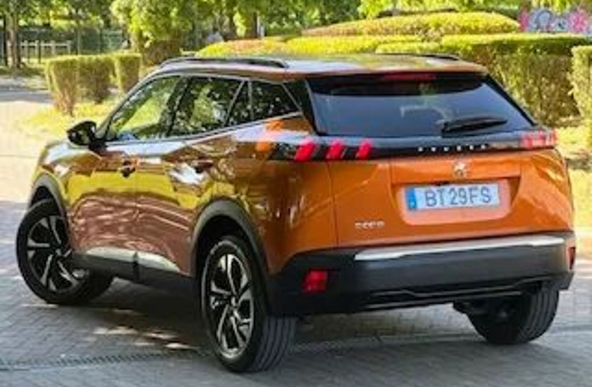 PEUGEOT 2008 PureTech 100 Stop&Start Allure Pack