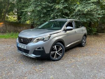 PEUGEOT 3008 1.5 BlueHDi Allure