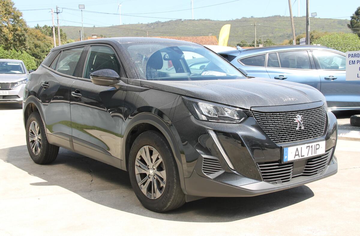 PEUGEOT 2008 1.5 BlueHDi Active Pack