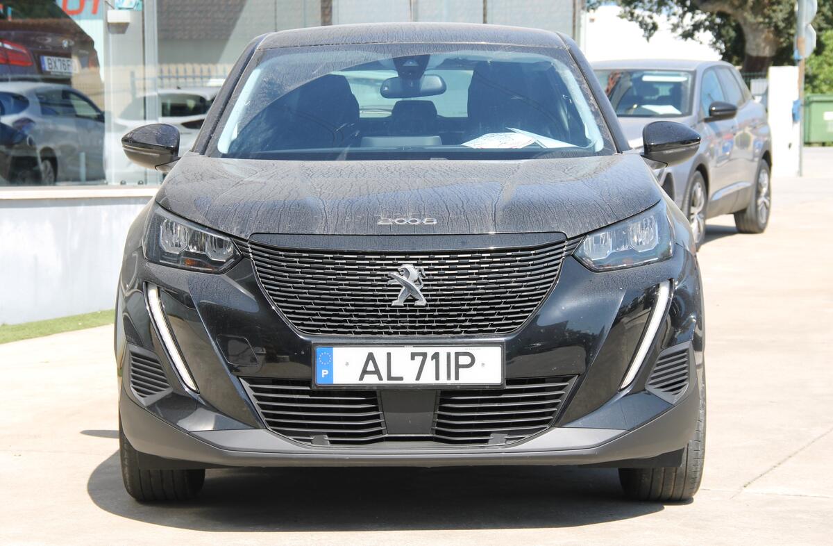 PEUGEOT 2008 1.5 BlueHDi Active Pack