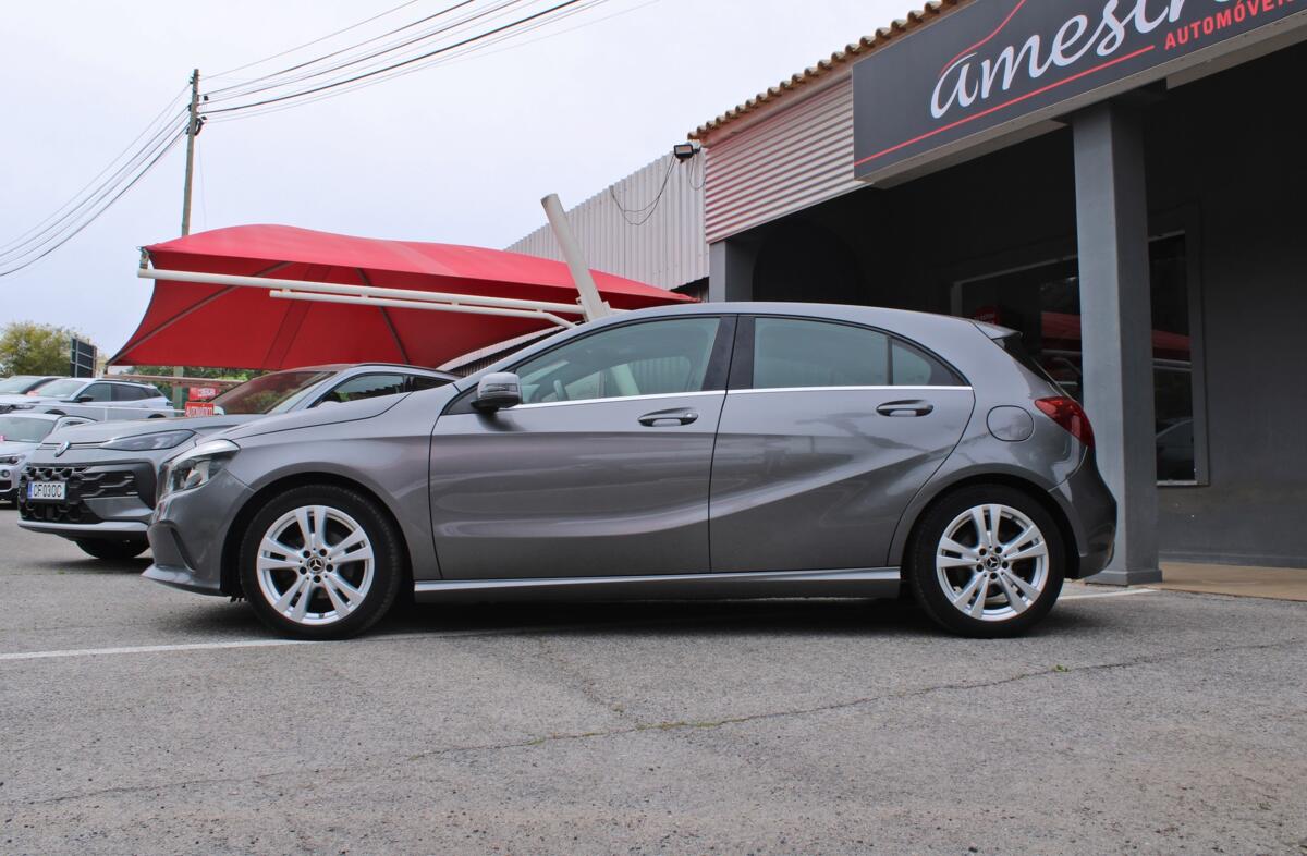 MERCEDES Classe A A 180 d Urban