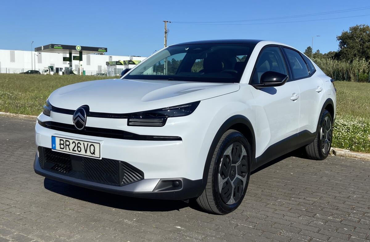 CITROEN C4 X 1.2 Hybrid Plus e-DSC6