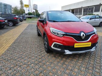 RENAULT Captur 0.9 TCE Exclusive