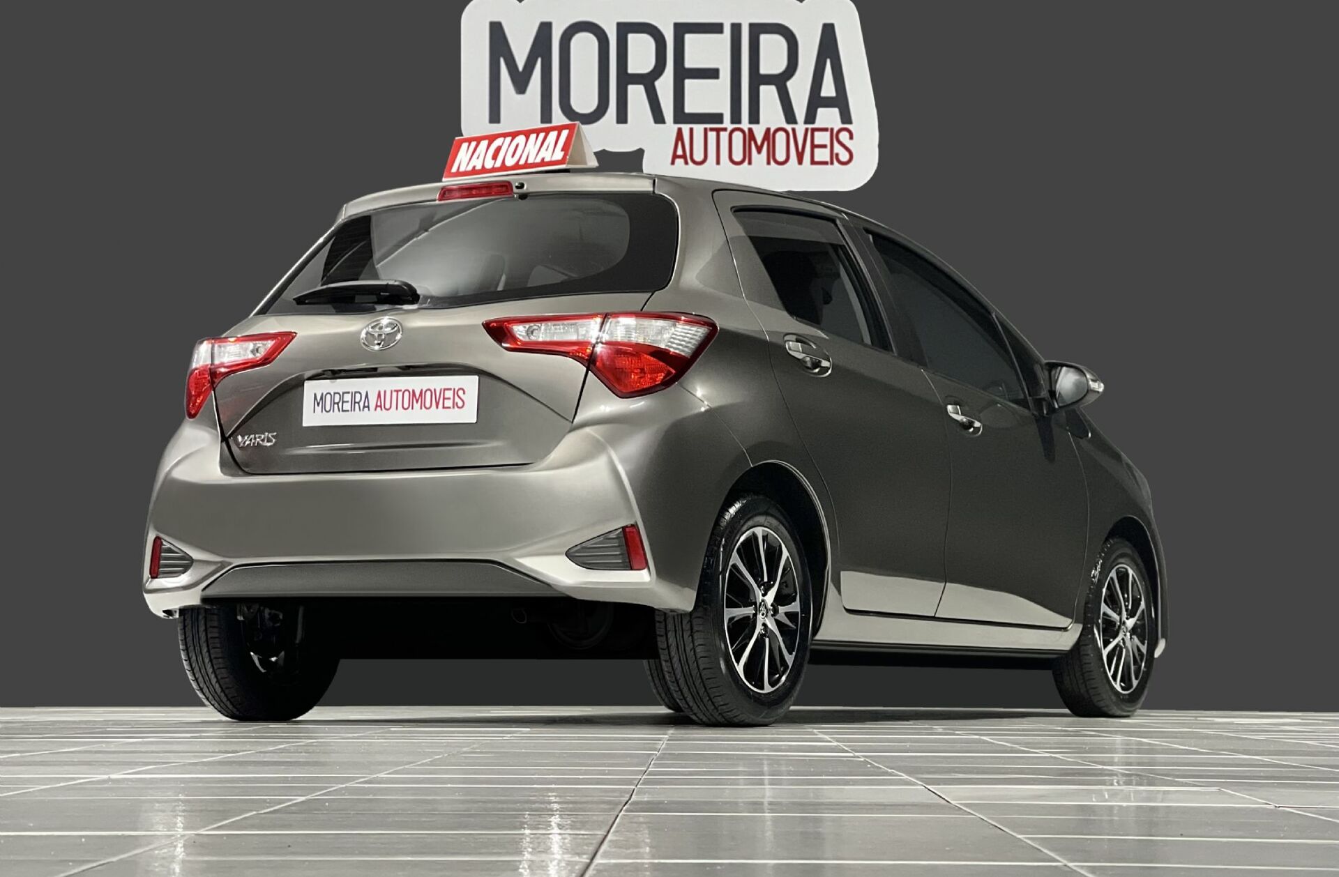 TOYOTA Yaris 1.0 VVT-i