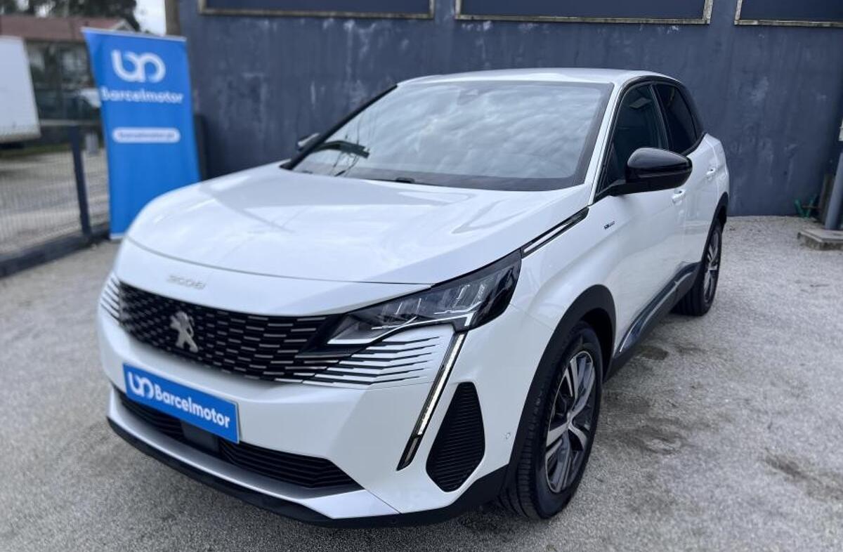 PEUGEOT 3008 1.6 Hybrid Allure Pack e-EAT8