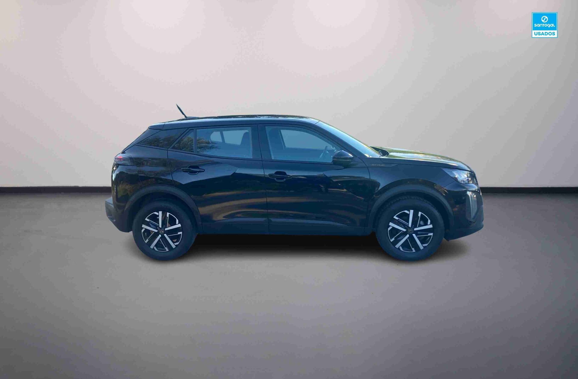 PEUGEOT 2008 1.2 PureTech Style