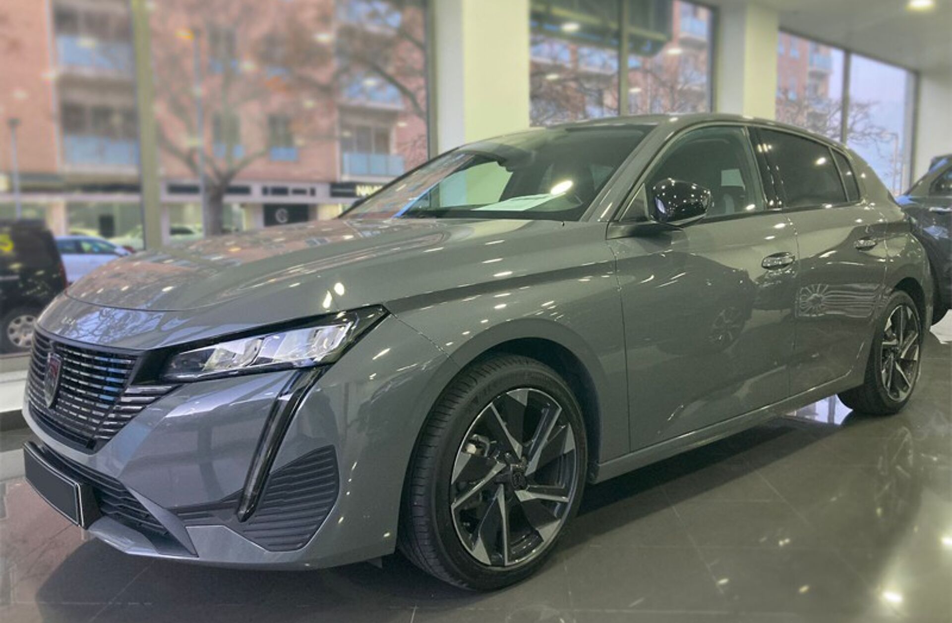PEUGEOT 308 1.2 PureTech Allure