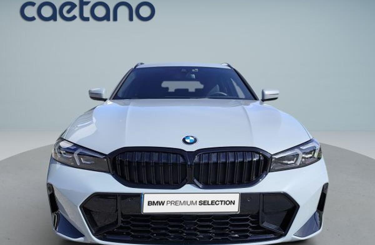 BMW Serie-3 320 d Touring Pack Desportivo M Pro Auto