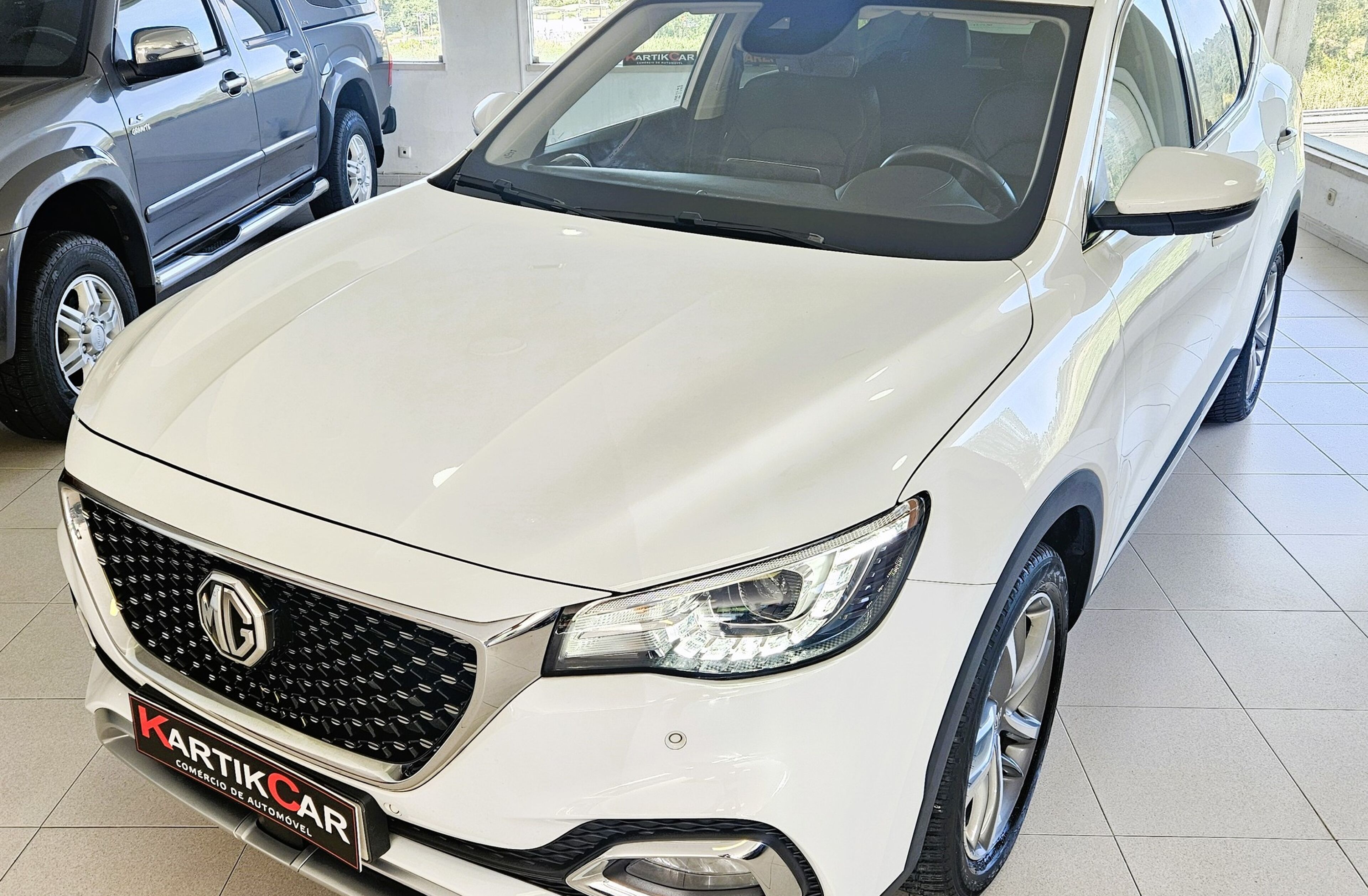 MG EHS 1.5 T-GDI Plug-in Hybrid Luxury
