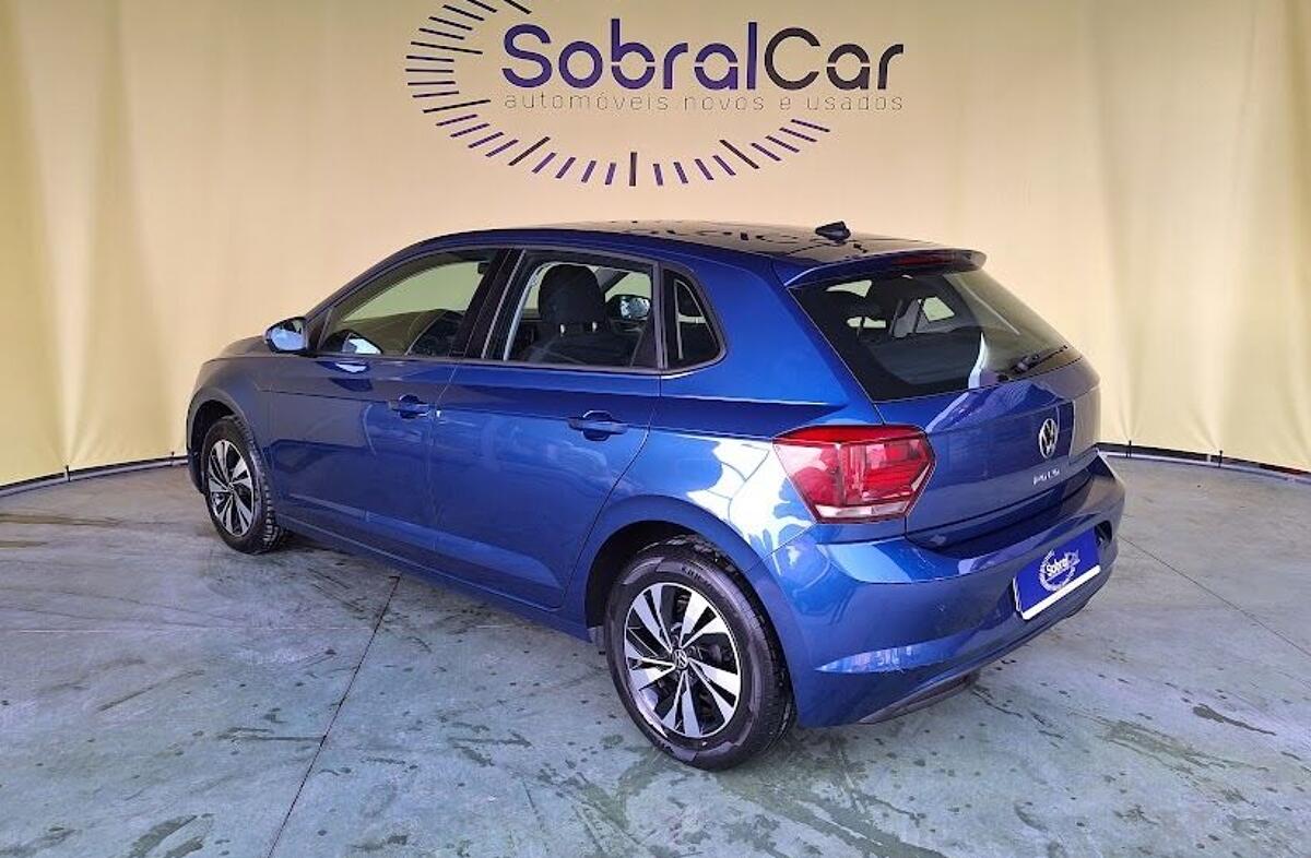 VOLKSWAGEN Polo 1.0 Confortline