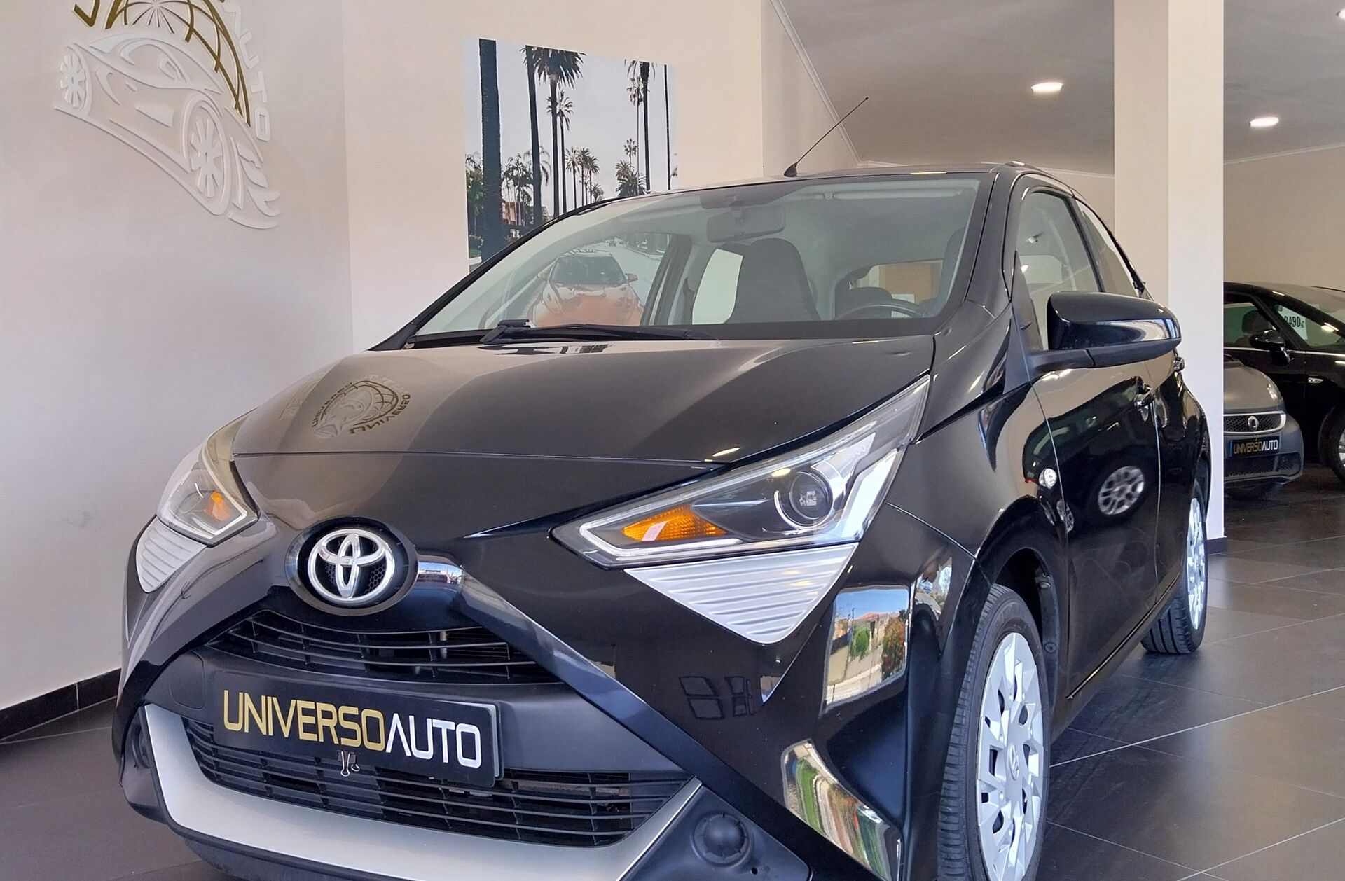 TOYOTA Aygo 1.0 X-Play+X-Touch