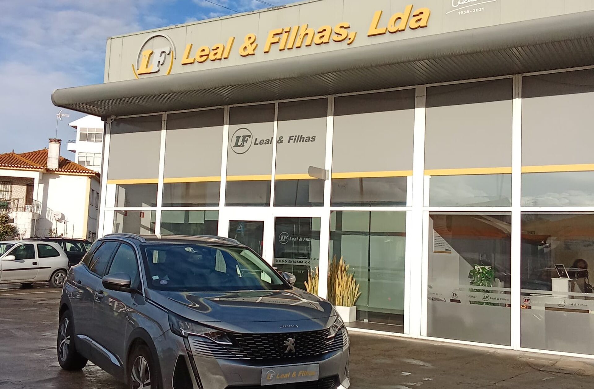 PEUGEOT 3008 1.6 Hybrid4 Allure Pack e-EAT8