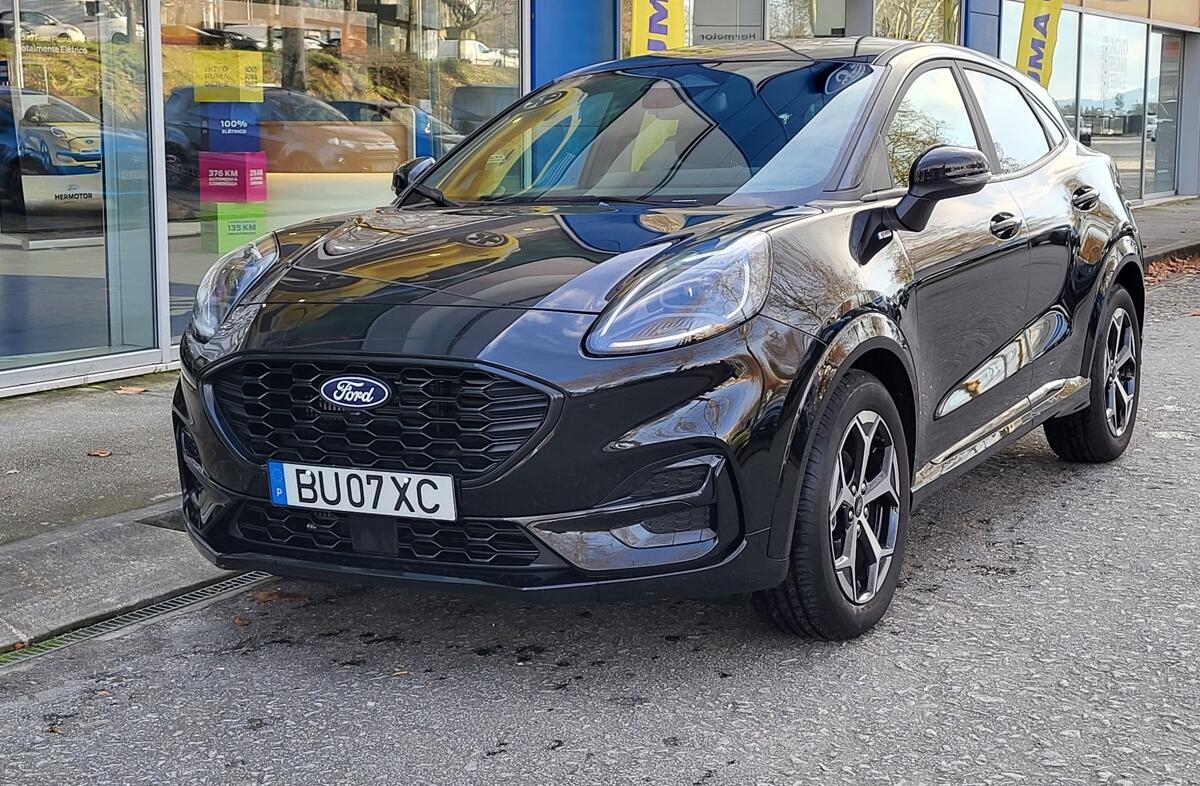 FORD Puma 1.0 EcoBoost mHEV ST-Line