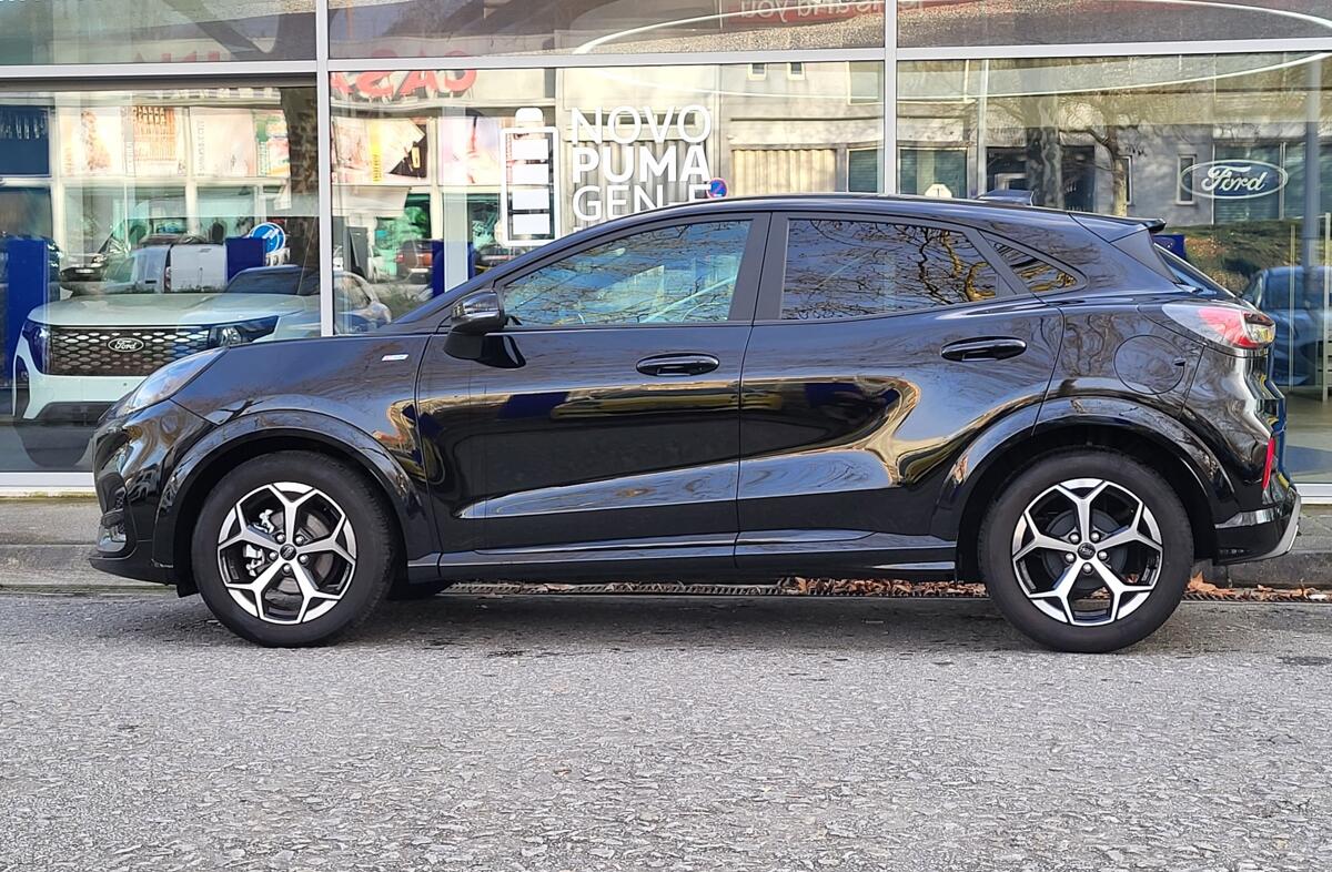 FORD Puma 1.0 EcoBoost mHEV ST-Line