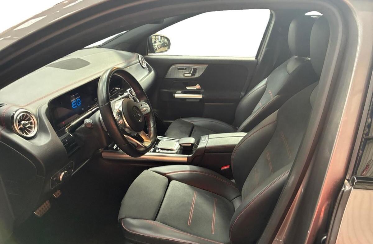 MERCEDES EQA 250+ AMG Line