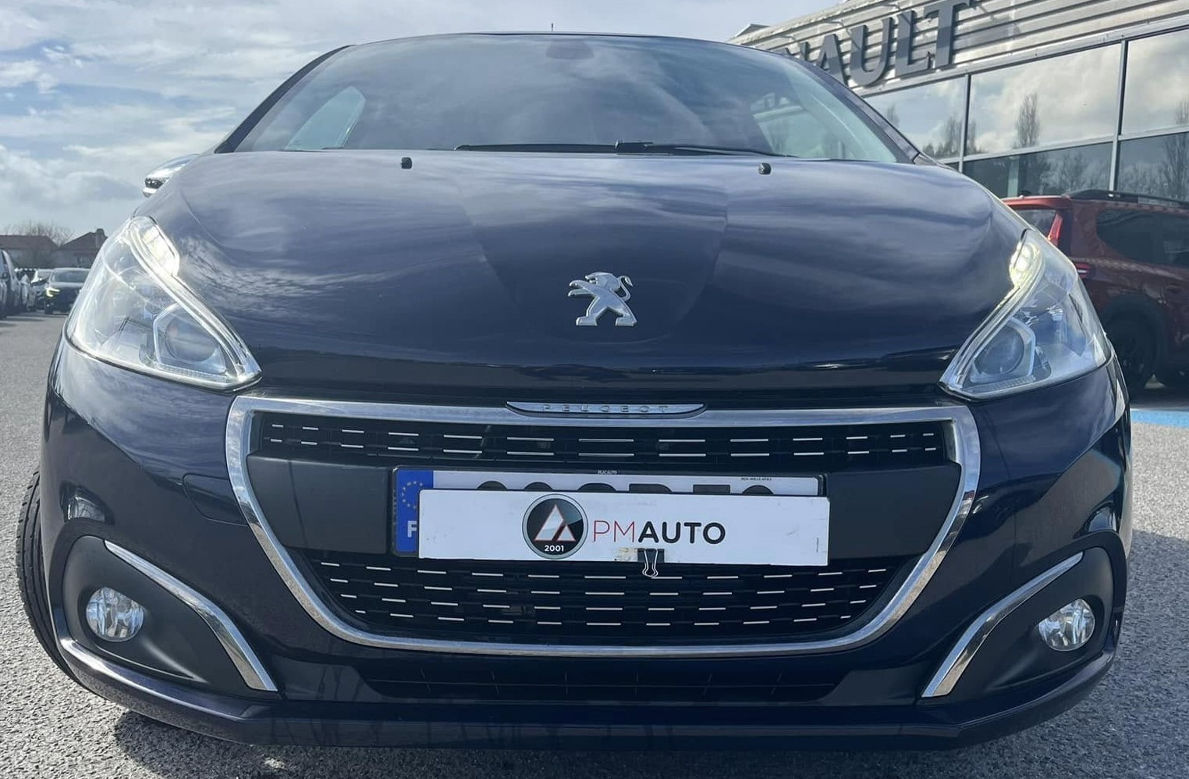 PEUGEOT 208 1.2 PureTech Style