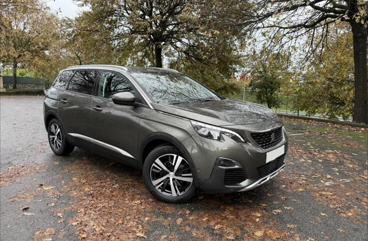 PEUGEOT 5008 1.5 BlueHDi Allure Pack EAT8