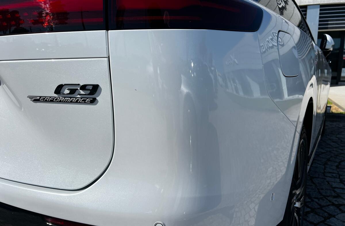 XPENG G9 93.1 kWh AWD Performance