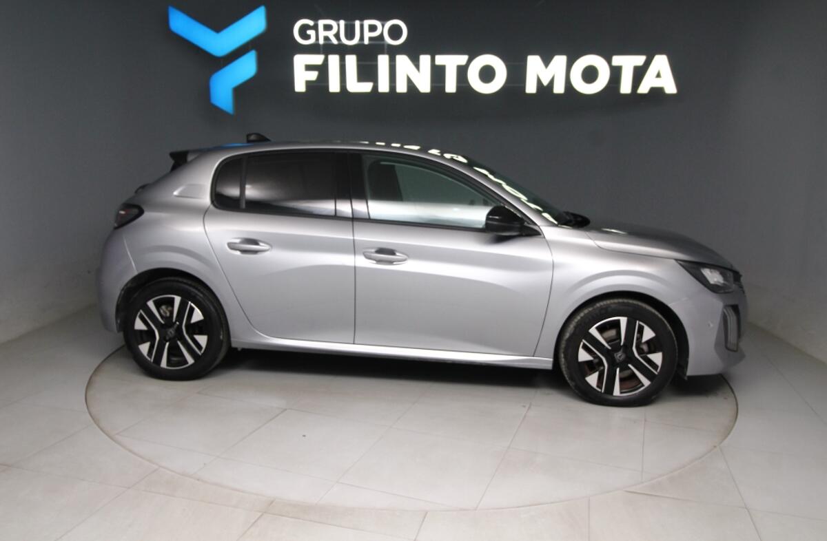 PEUGEOT 208 1.2 PureTech Allure