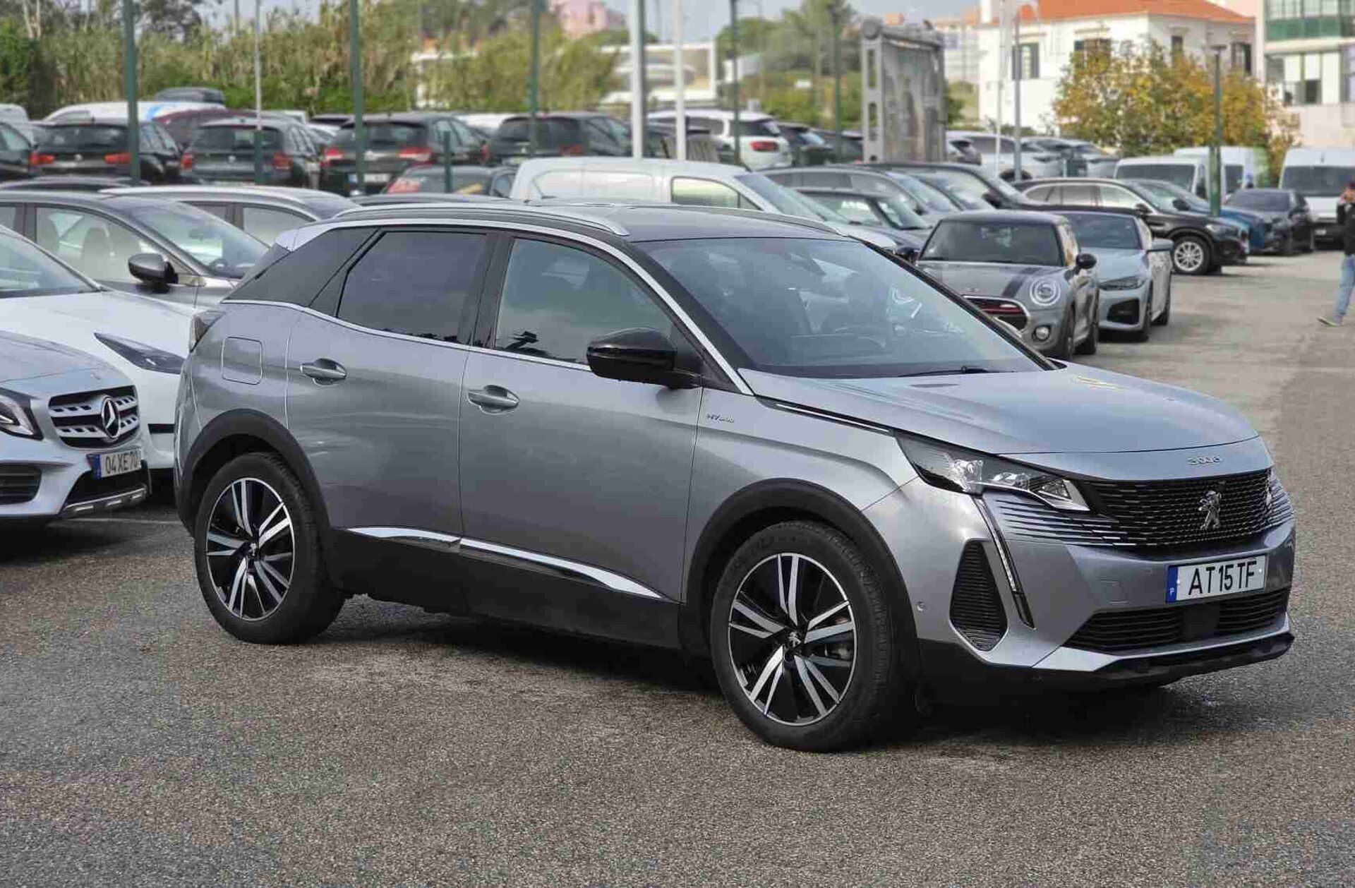 PEUGEOT 3008 1.6 Hybrid GT Pack e-EAT8