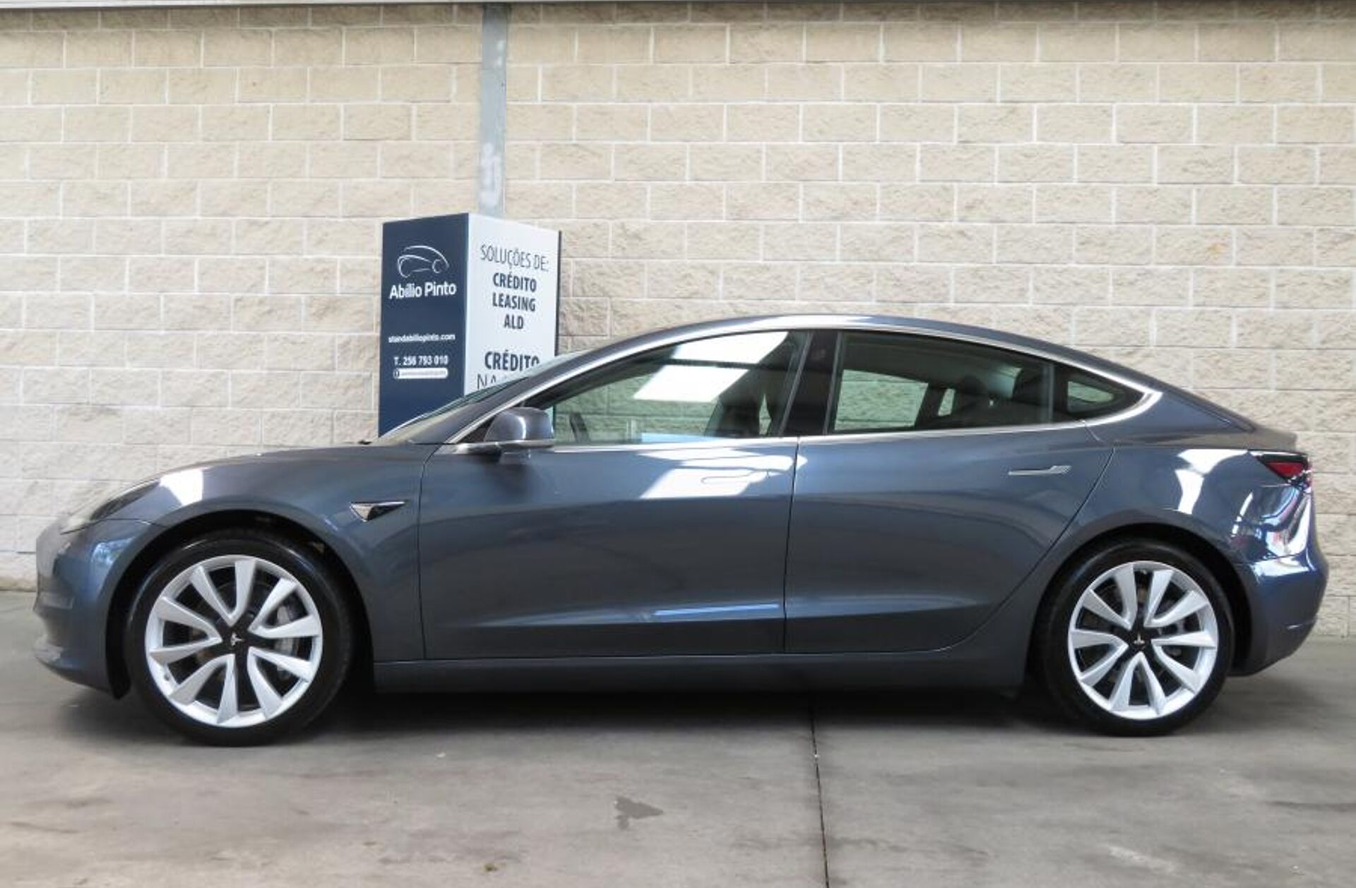 TESLA Model 3 Long-Range Dual Motor AWD