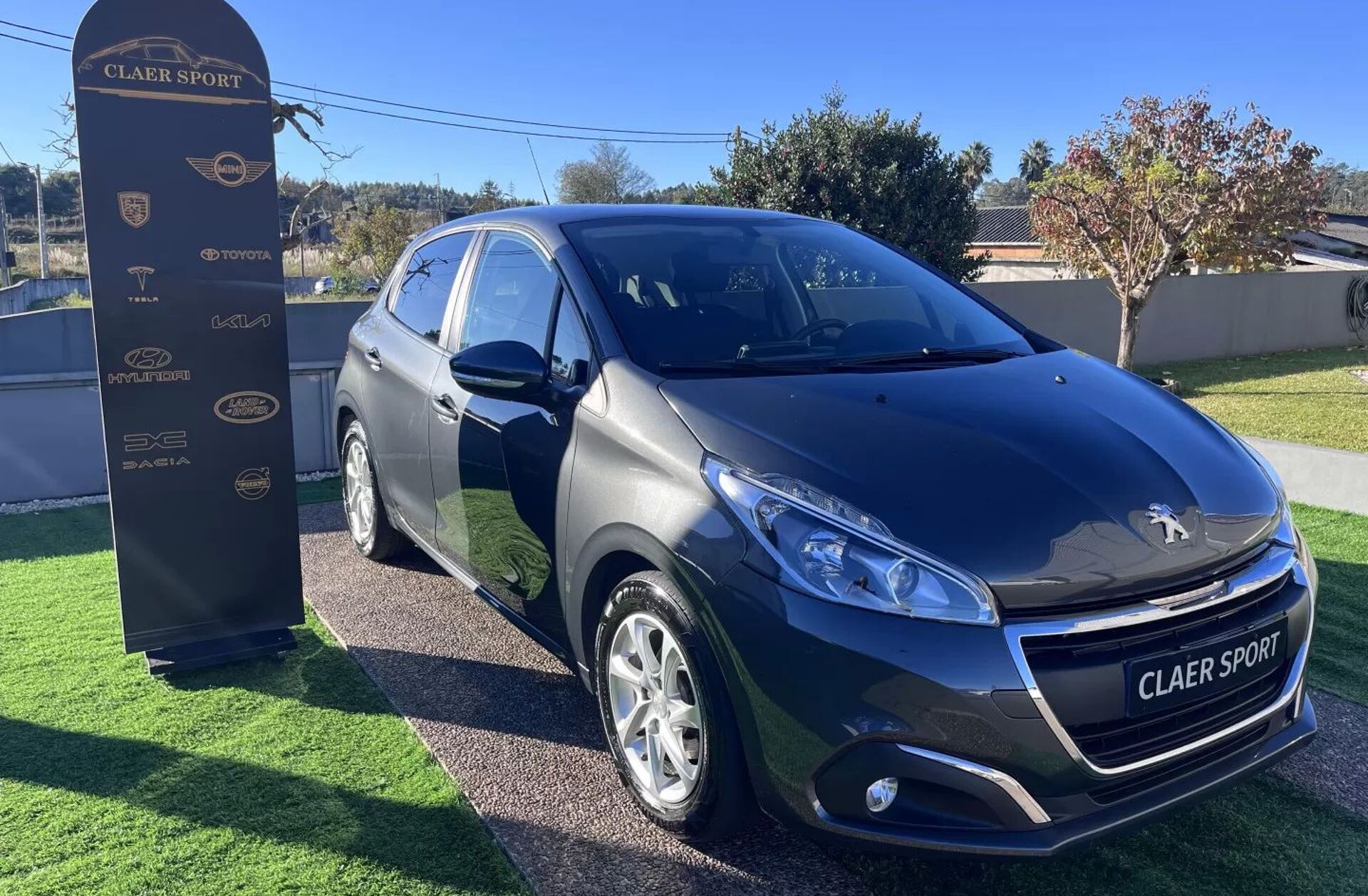PEUGEOT 208 1.6 BlueHDi Allure