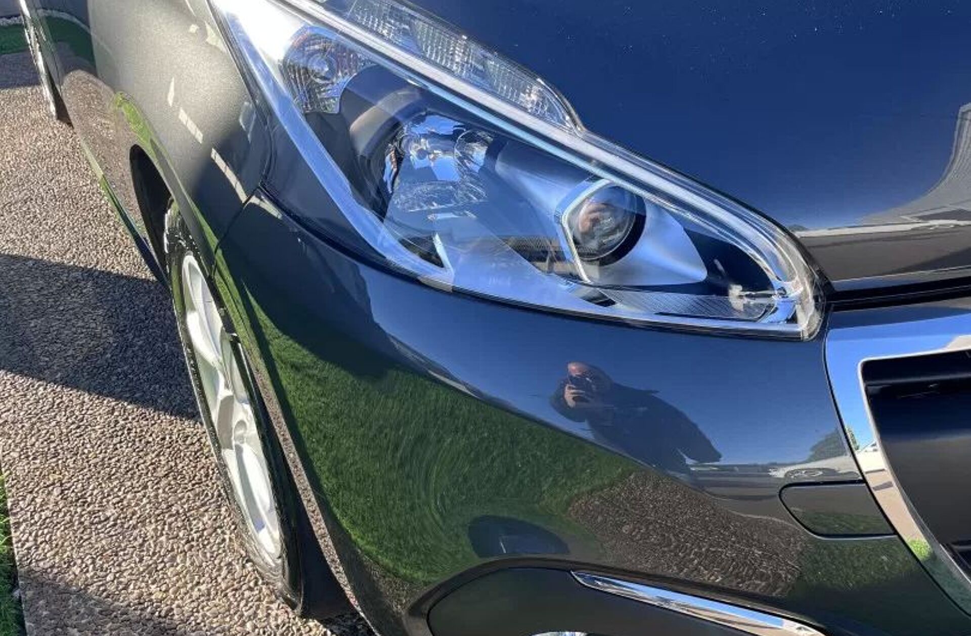 PEUGEOT 208 1.6 BlueHDi Allure