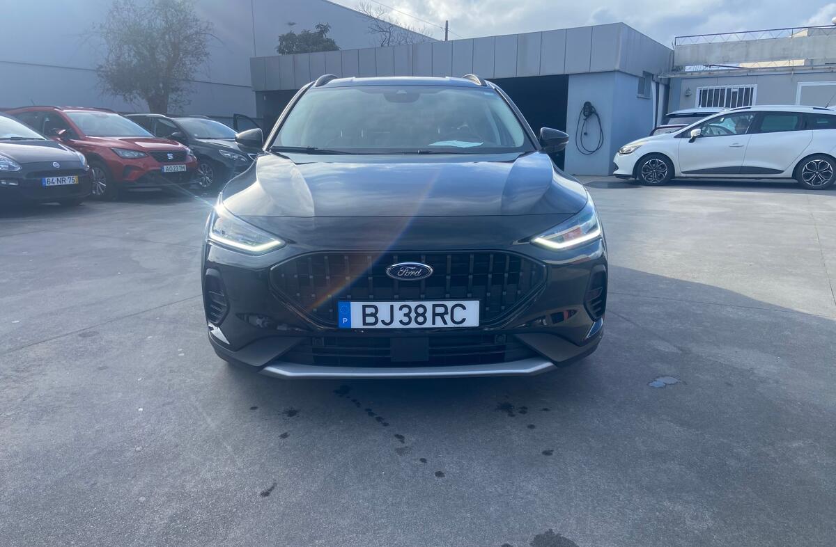 FORD Focus 1.0 EcoBoost MHEV Active