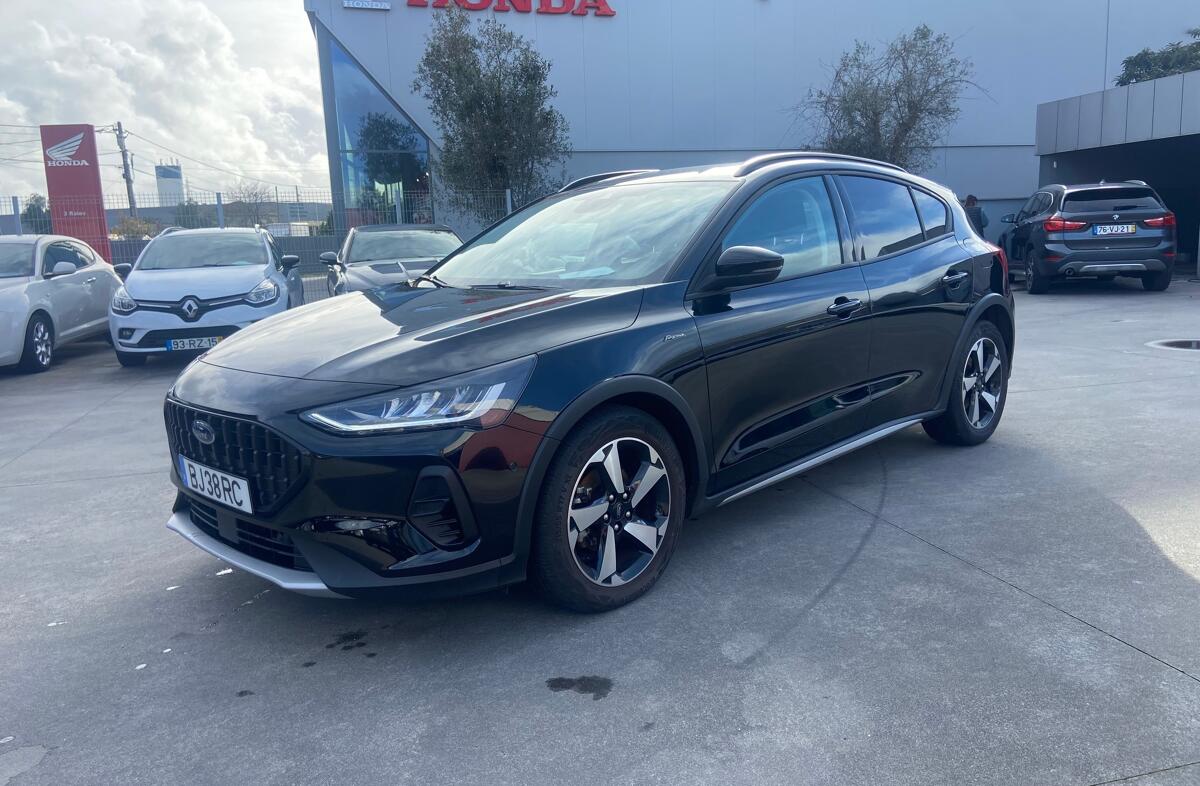 FORD Focus 1.0 EcoBoost MHEV Active