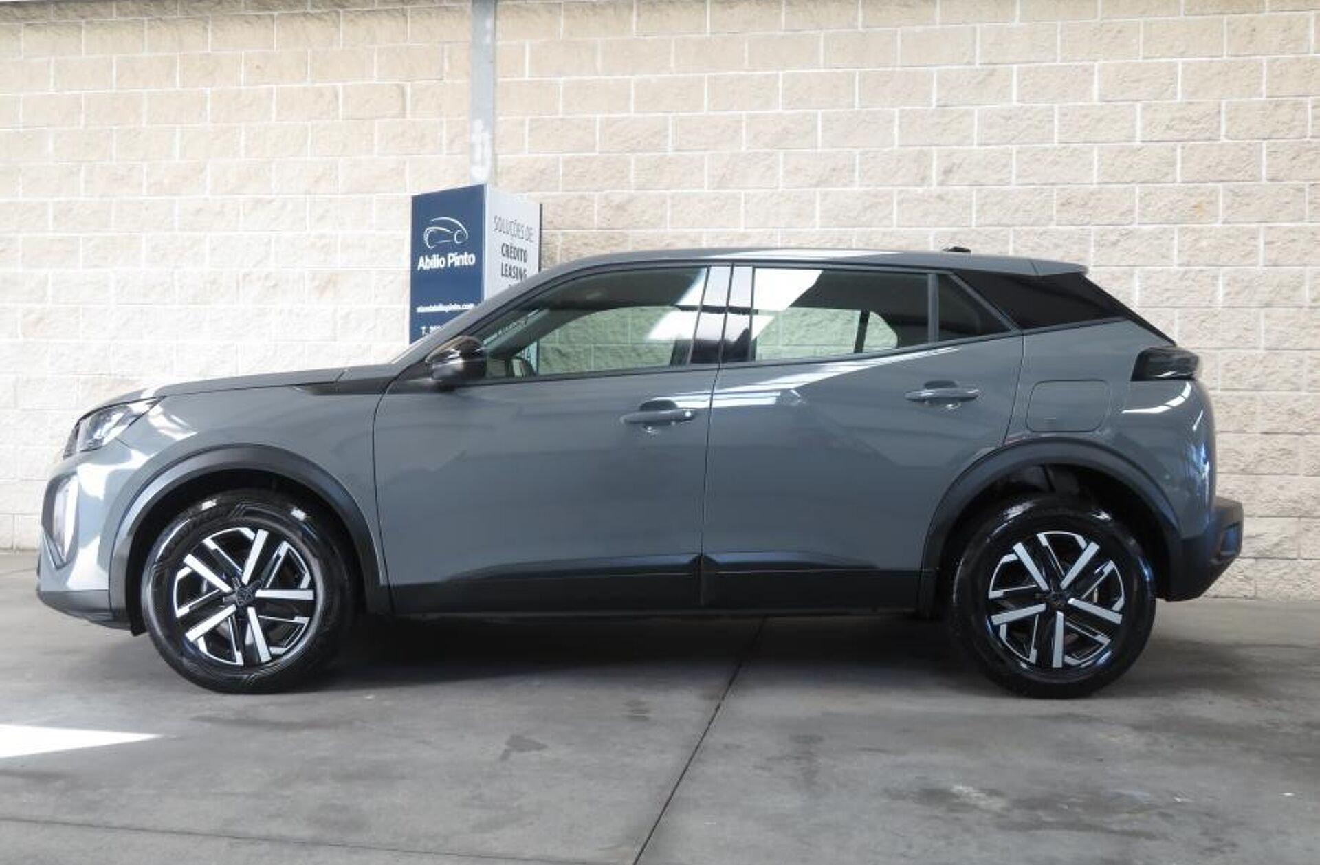 PEUGEOT 2008 1.2 PureTech Active