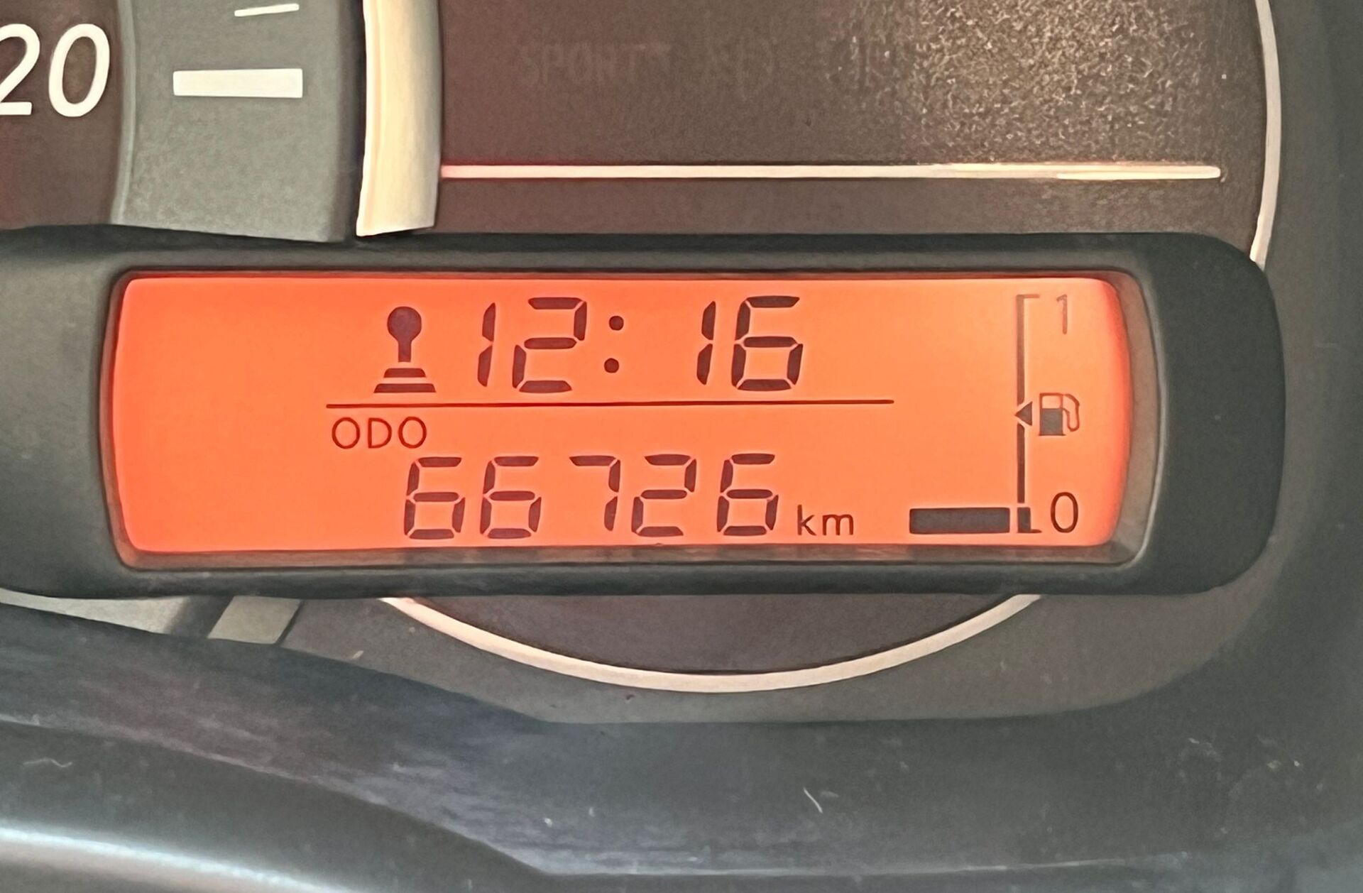 NISSAN Micra 1.2 Tekna