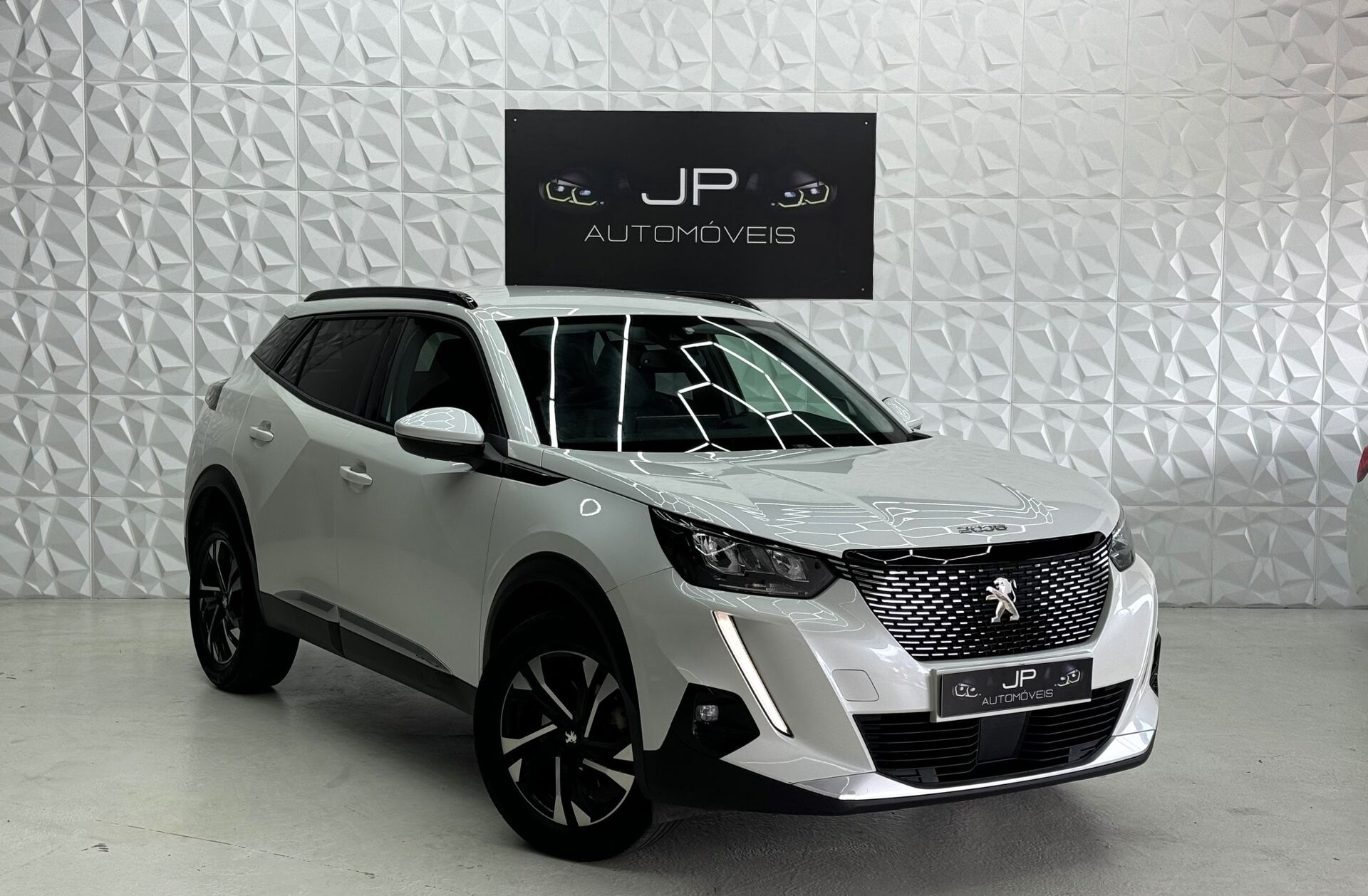 PEUGEOT 2008 1.5 BlueHDi Allure Pack EAT8