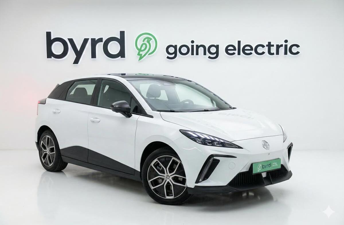 MG MG4 77 kWh Extended Range Luxury