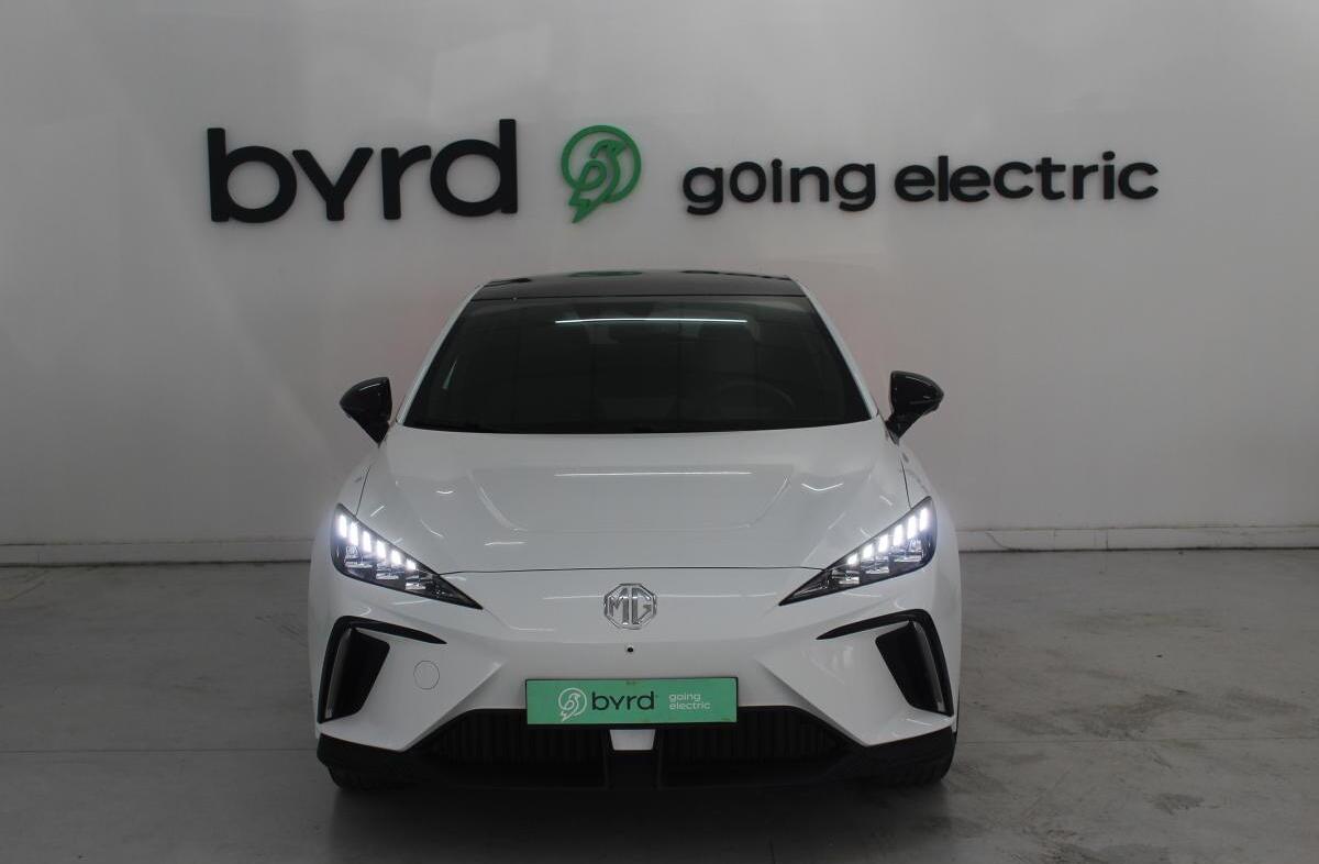 MG MG4 77 kWh Extended Range Luxury