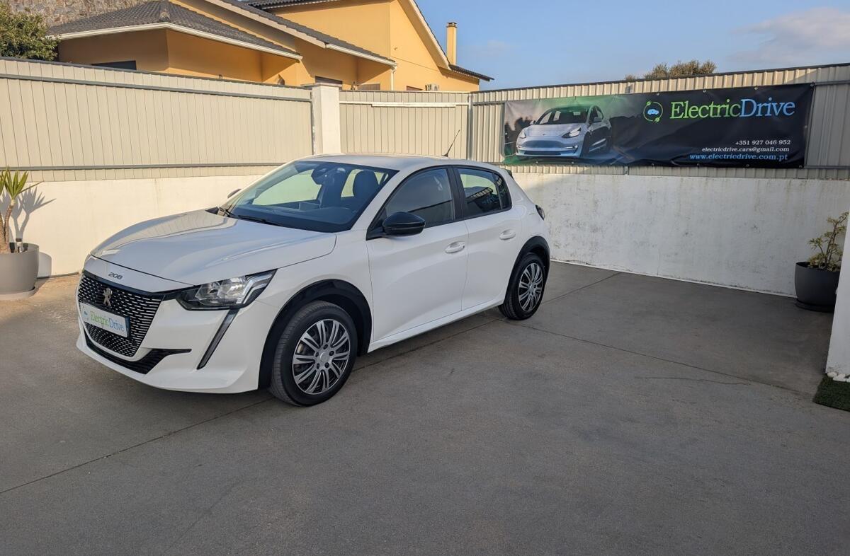 PEUGEOT 208 e- 50 kWh Active Pack