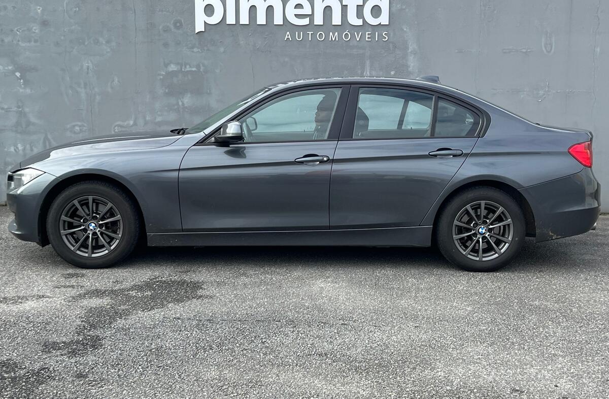 BMW Serie-3 320 d Auto