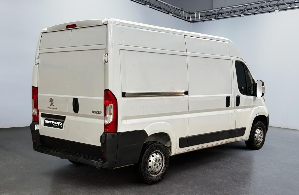PEUGEOT Boxer 2.2 BlueHDi 333 L2H2 Premium